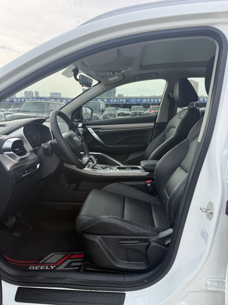 GEELY Coolray 2019 car image #4