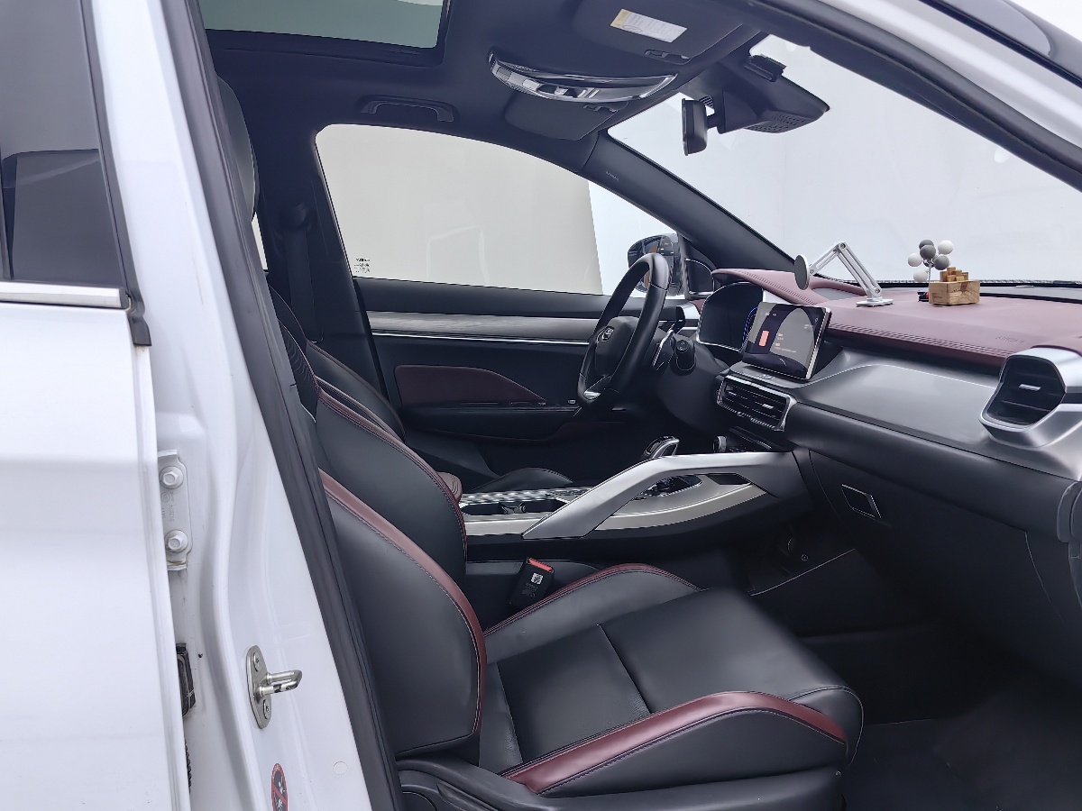 GEELY Coolray 2019 imagem de carro #9