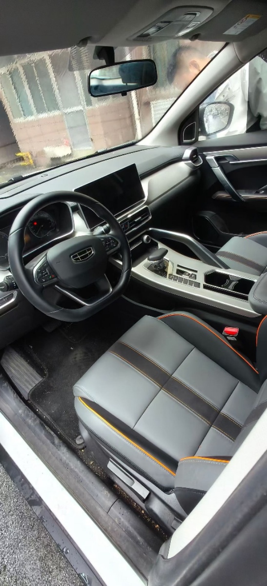 GEELY Coolray 2024 #4 GEELY Coolray 2024 imagem de carro #4