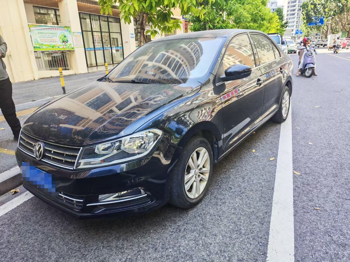 Volkswagen Santana 2018 immagine di auto 