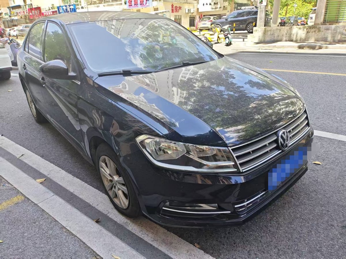 Volkswagen Santana 2018 immagine di auto #2