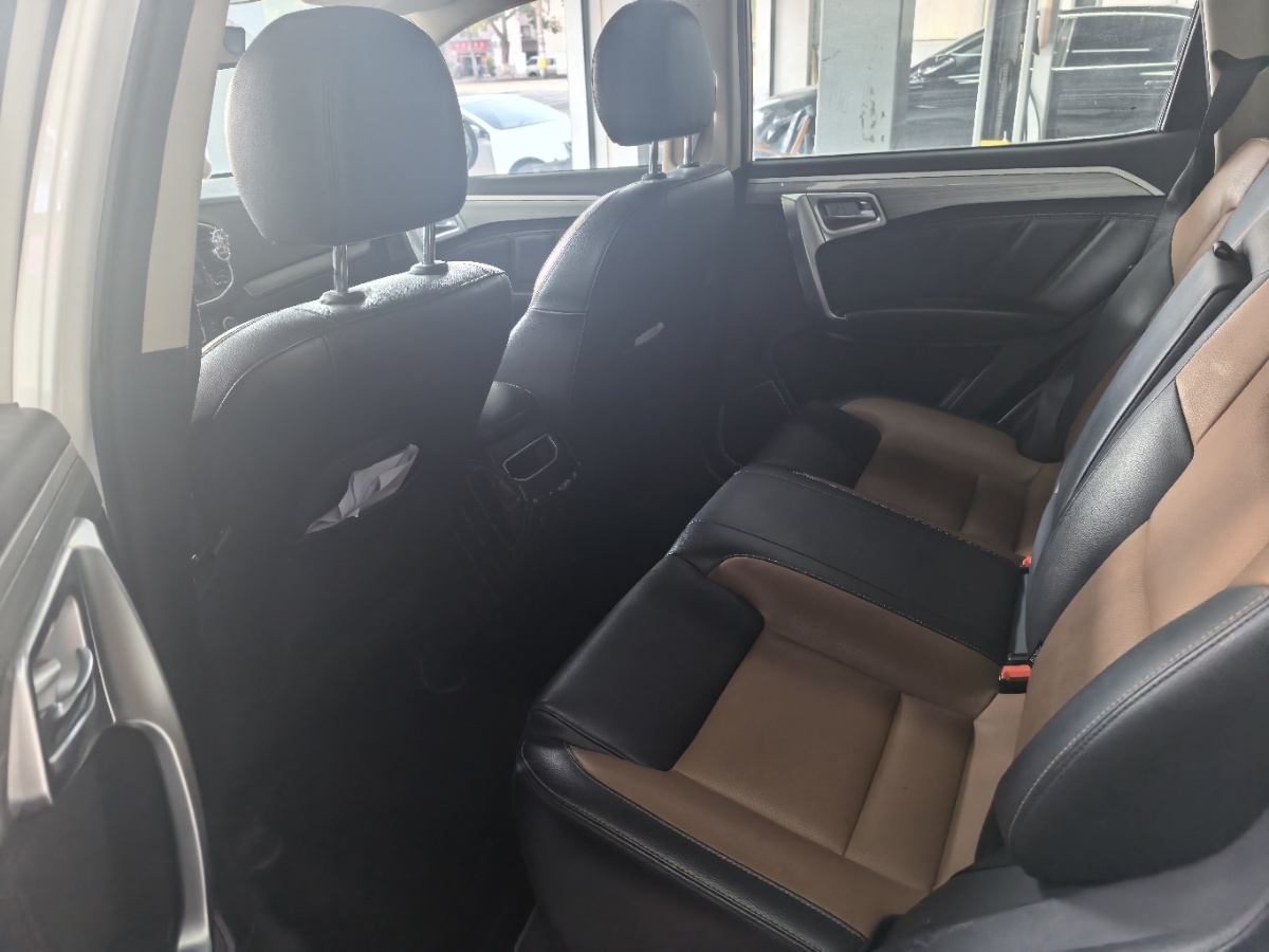 GEELY Vision X6 2017 #5 GEELY Vision X6 2017 immagine di auto #5