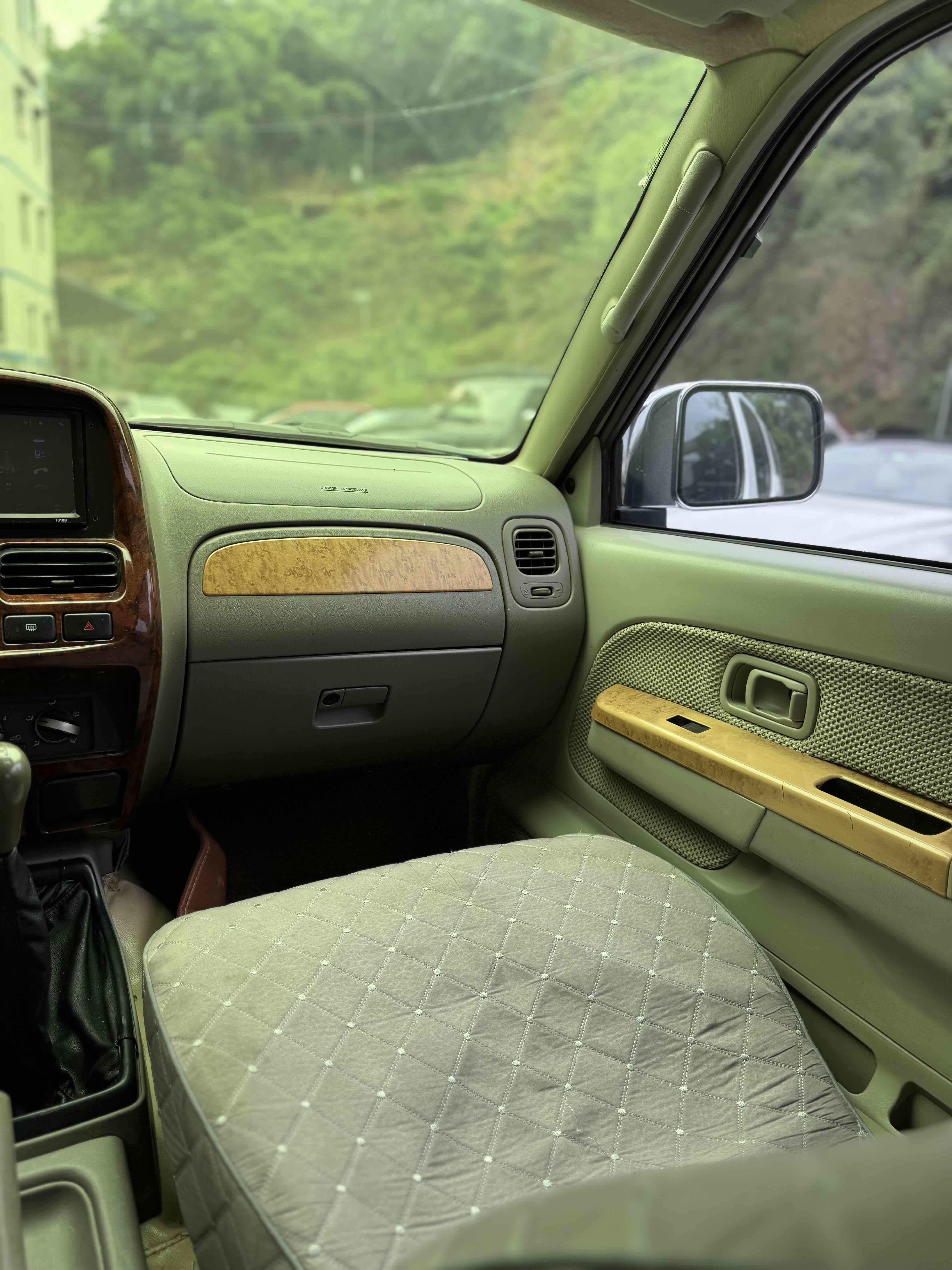 日产 日产帕拉丁 2011 汽车图片 #9