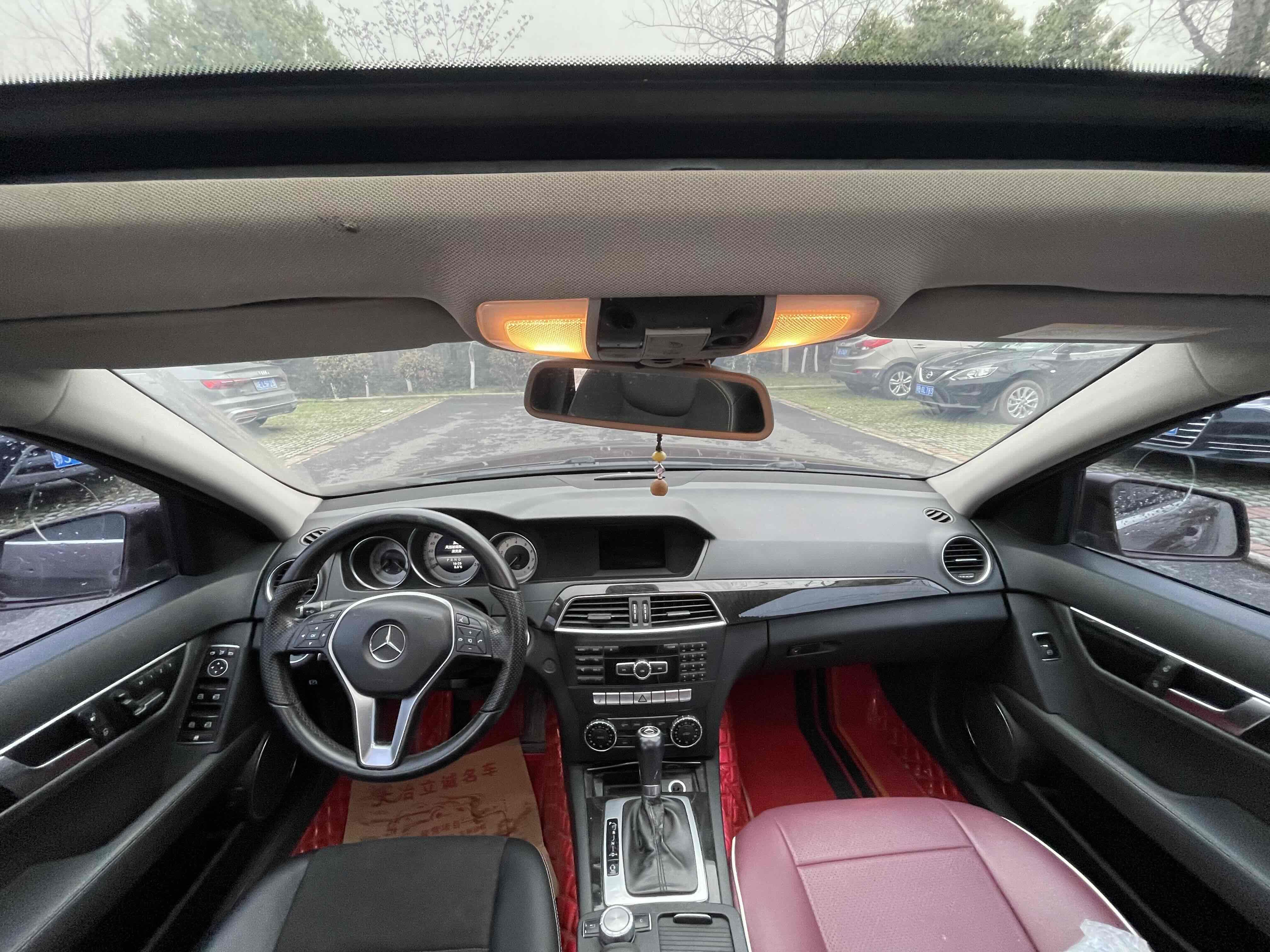 Mercedes-Benz C Class 2014 car image #6
