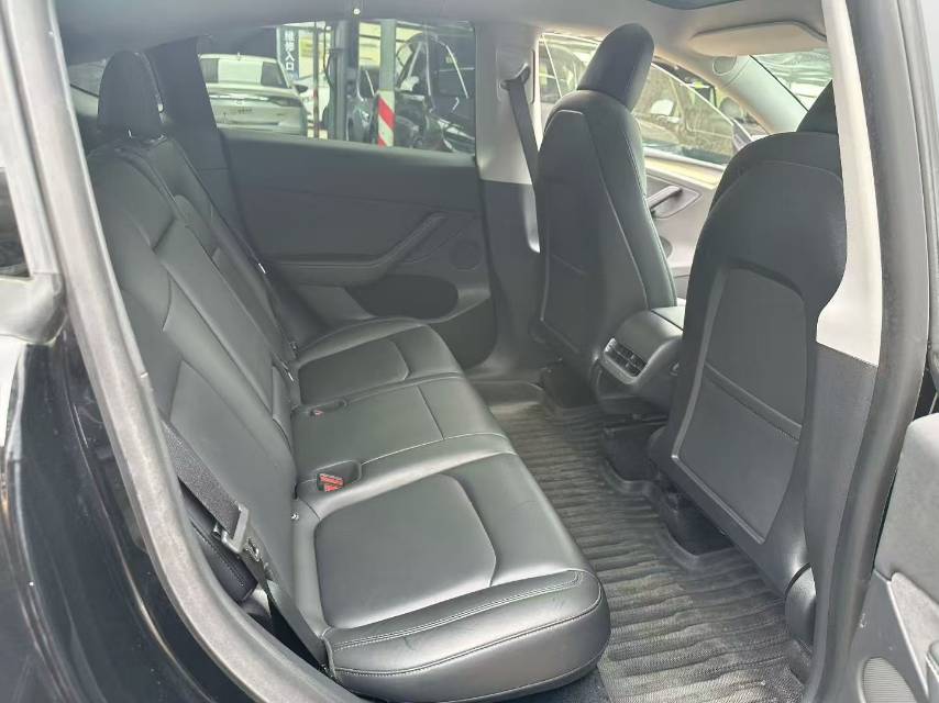Tesla Model Y 2021 #6 Tesla Model Y 2021 car image #6